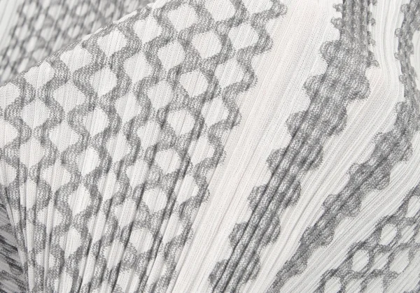 プリーツプリーズPLEATS PLEASE マルチラインストライプカーディガン グレー濃淡3 K-94828_013