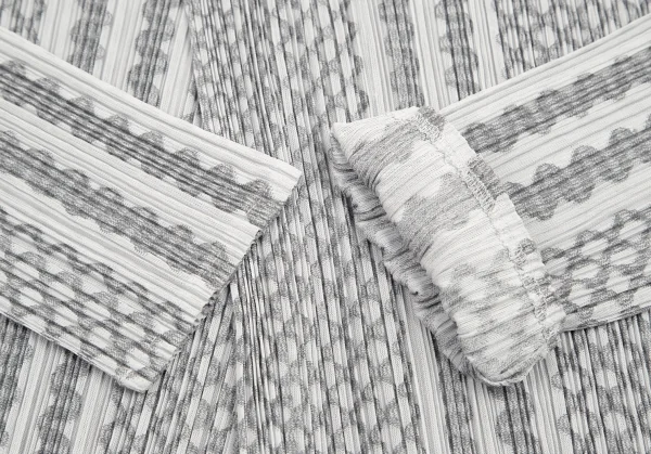 プリーツプリーズPLEATS PLEASE マルチラインストライプカーディガン グレー濃淡3 K-94828_007