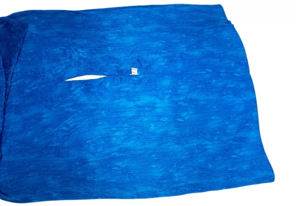 プリーツプリーズPLEATS PLEASE プリーツ大判マントストール 青 K-95363_005