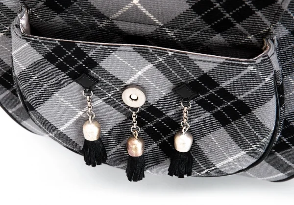 ヴィヴィアンウエストウッドVivienne Westwood タータンチェックハンドバッグ 黒グレー K-95701_006
